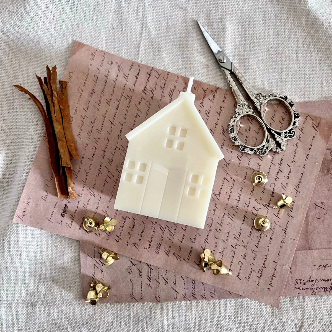 Christmas Townhouse Candle