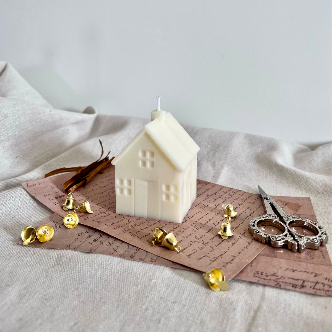 Christmas Townhouse Candle