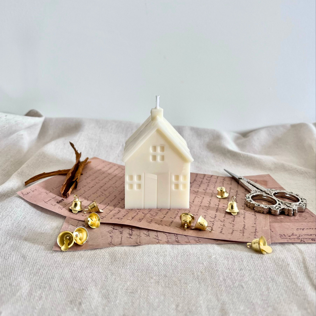 Christmas Townhouse Candle