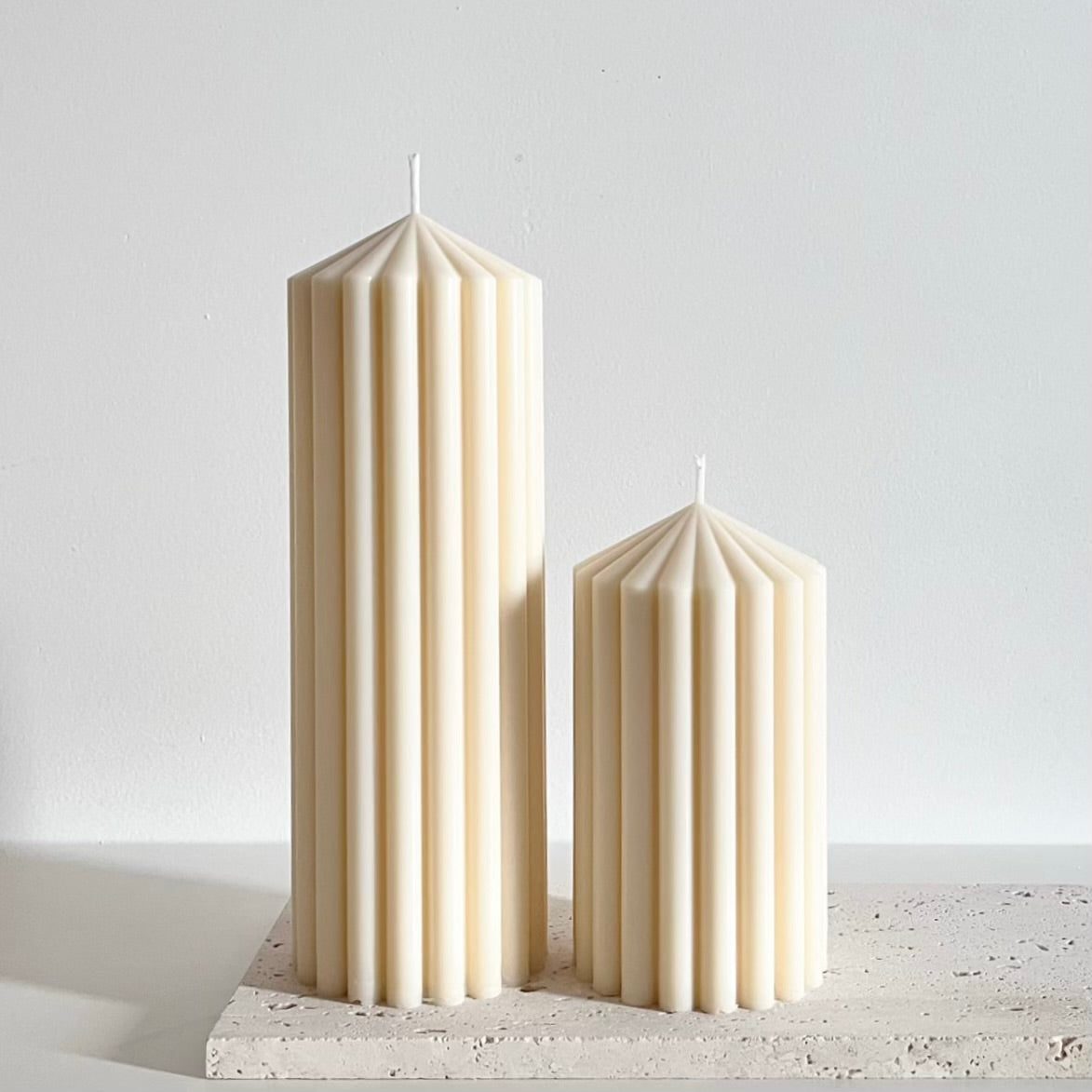 Harrod and Zeus Large Pillar