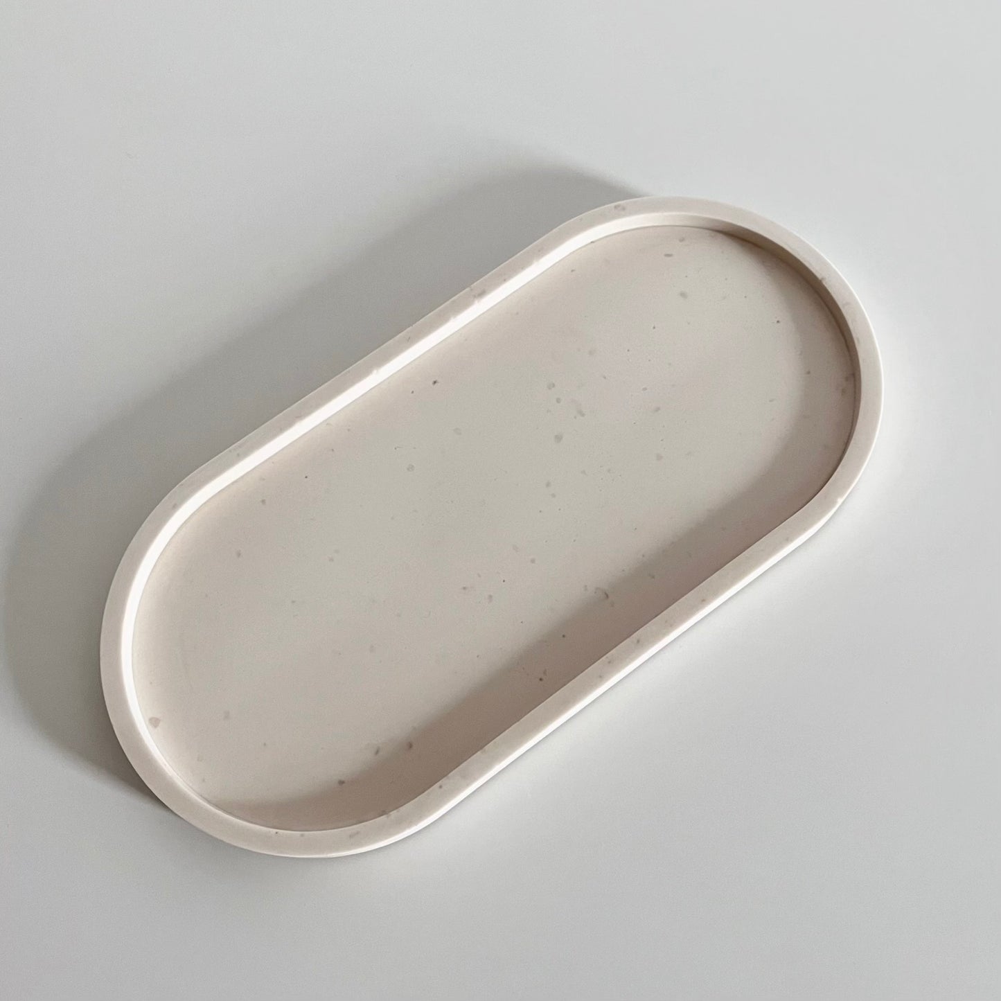 Pearl White Oval Tray | Earth Collection
